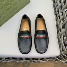 Gucci Leather Shoes